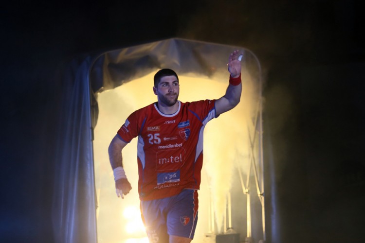 U RK Borac ostaje i Ćelić