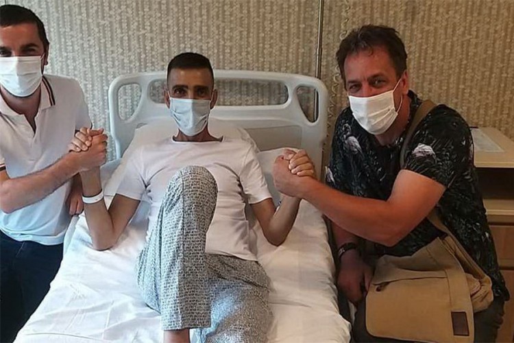 Sanjanina Amira Bajrića u Istanbulu očekuje teška operacija