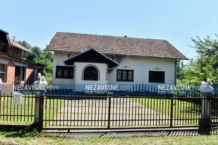 Žena koja je zapaljena kod Laktaša i dalje životno ugrožena