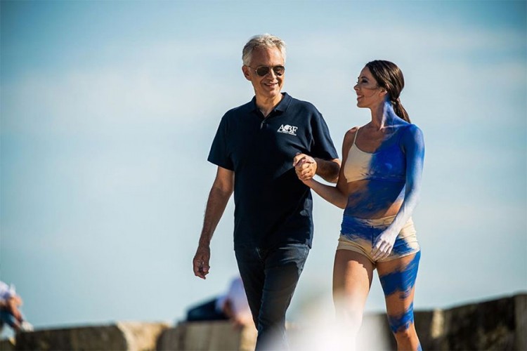 Bočeli kritikovao Vladu Italije i pozvao na bojkot mjera