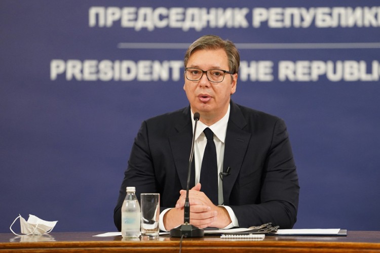 Vučić: Vlada danas donosi nove mere
