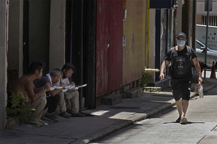Izbori u Hong Kongu odgođeni za godinu dana