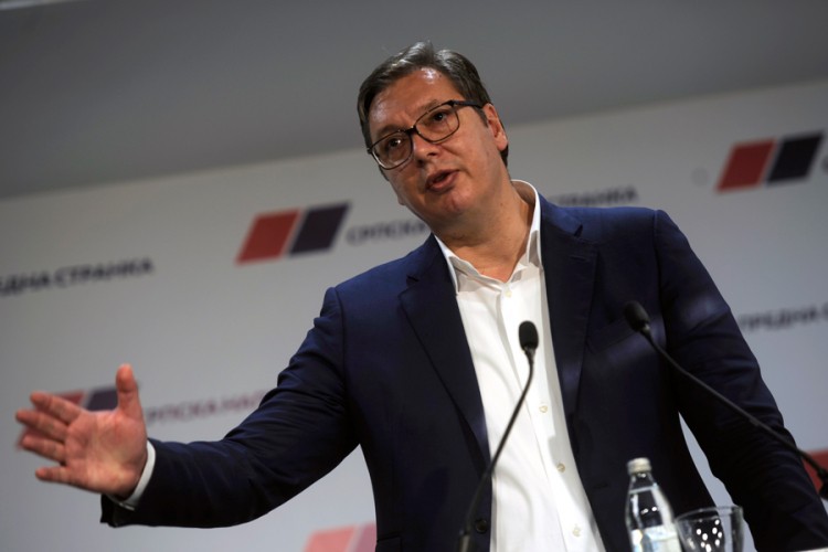Vučić: Da se posvetimo našem obeležavanju "Oluje"