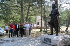 Liturgija i cvijeće umjesto velikog sabora kod Trebinja