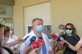 Maksimović: Pet pacijenata životno ugroženo, uskoro nova kovid ...