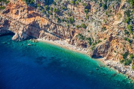 Hrvatska: Više od polovine novozaraženih u županijama uz more