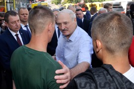 Lukašenko: Izbori tek kad se usvoji novi ustav