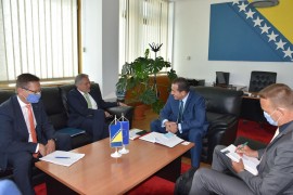 Zatler najavio nastavak pomoći EU u upravljanju migracijama