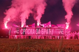Bakljadom podržali narod u Crnoj Gori