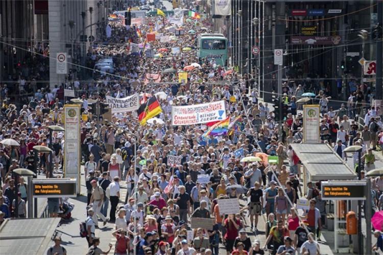 Njemačke vlasti: Neprihvatljivo ponašanje demonstranata