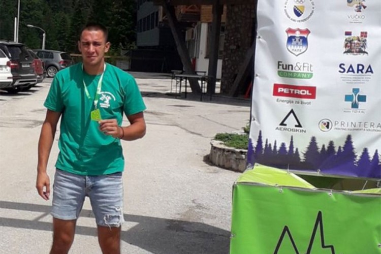 Dervenćanin donirao pomoć samohranoj majci šestoro djece
