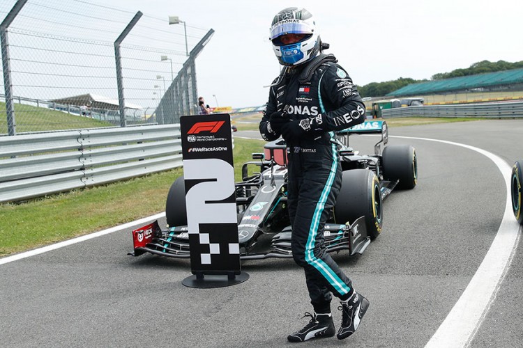 Botasu pol pozicija u Silverstonu