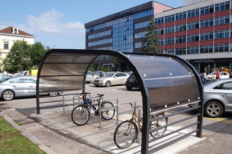 U funkciji parking za bicikle u centru Banjaluke