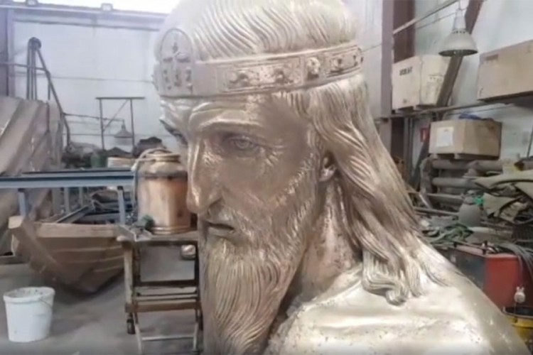 Spomenik Stefanu Nemanji težak 68 tona krasiće Beograd