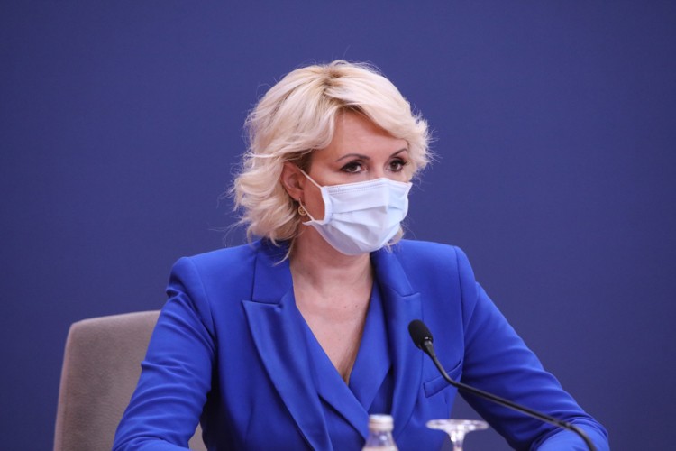 Kisić: Šta učenik da uradi ako osjeti simptome u školi