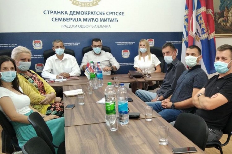 SDS Semberija: Podrška medicinskom sektoru, primjenjivati mjere