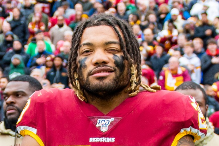 NFL igrač davio djevojku dok nije pala u nesvijest pa dobio otkaz