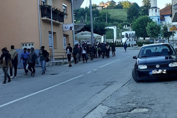 Sukob Pakistanaca i Avganistanaca u Bihaću, jedan uboden nožem