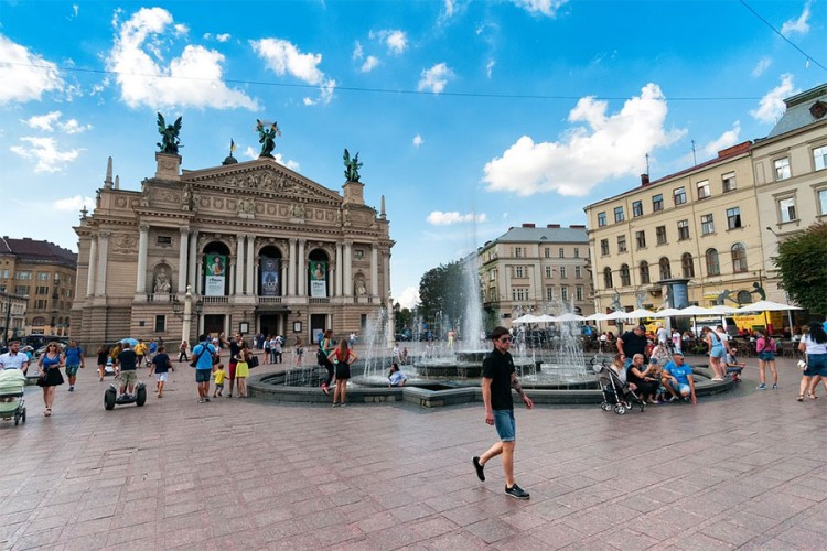 Većina Ukrajinaca: Ruski ne bi trebalo da bude zvaničan jezik