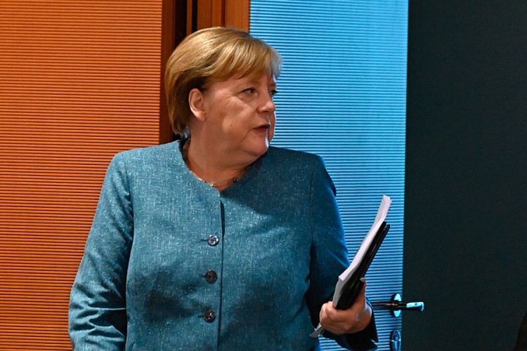 Merkel zahtijeva oslobađanje demonstranata u Bjelorusiji