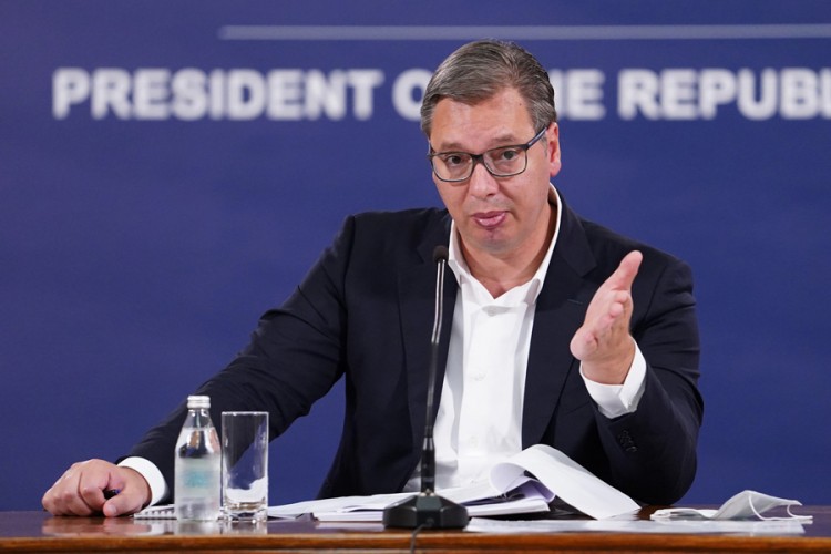 "Haradinaj neka odmah okrene avion da ne troši kerozin do SAD"