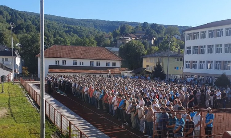 Sahranjeni supružnici i beba stradali tragičnoj nesreći kod Ribnika