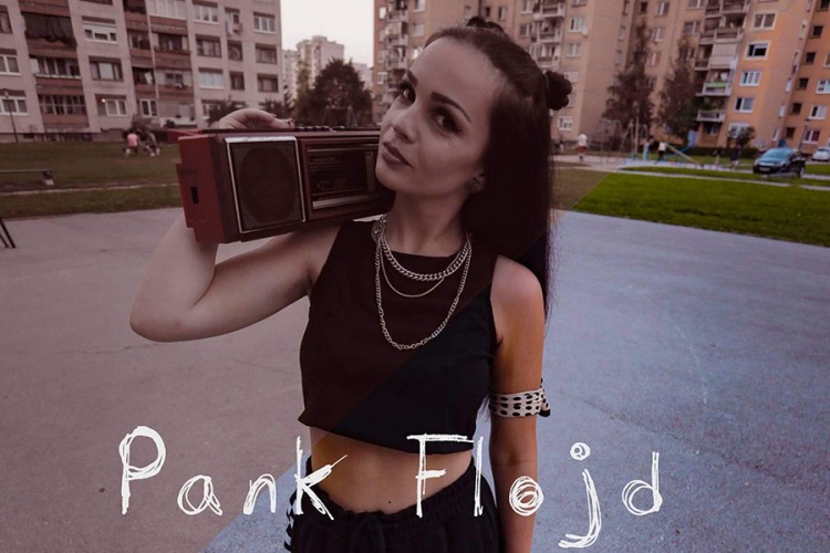 Novi spot benda "Pank Flojd": Mahalska ljubav satkana u notama