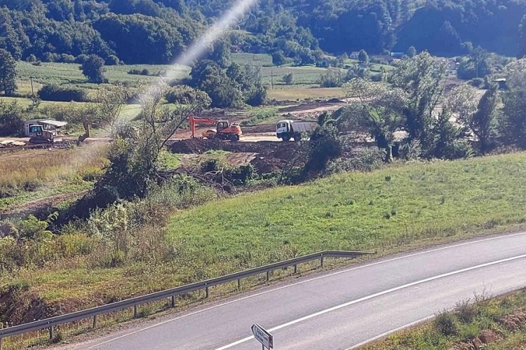 U toku izmještanje dijela magistralnog puta u Hrvaćanima