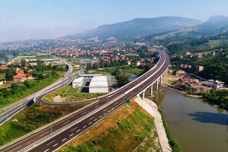 Potpisan ugovor za još jednu dionicu koridora 5C