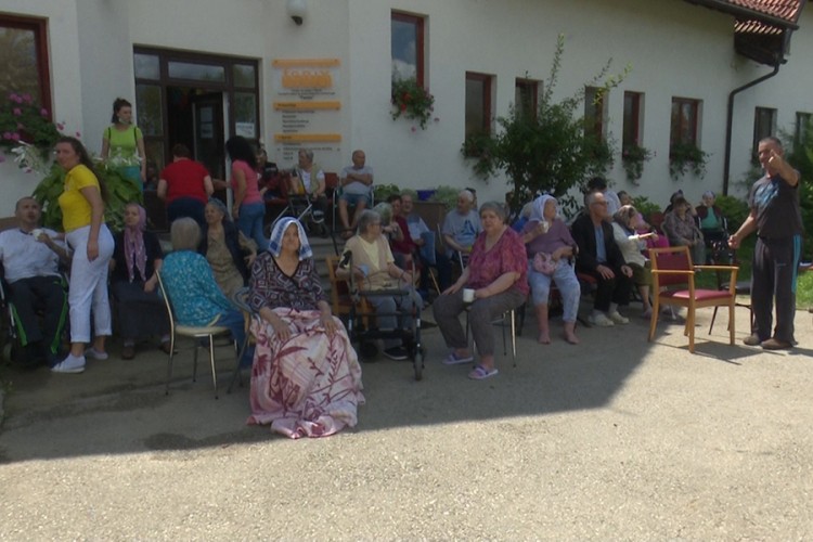 Štićenici ostali bez krova nad glavom