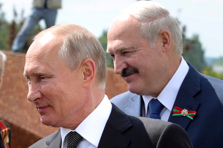 Putin: Bjelorusija će među prvima dobiti vakcinu