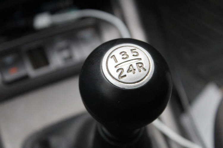 Pri brzini od 80 km/h prešaltao u rikverc, pogledajte šta se dogodilo