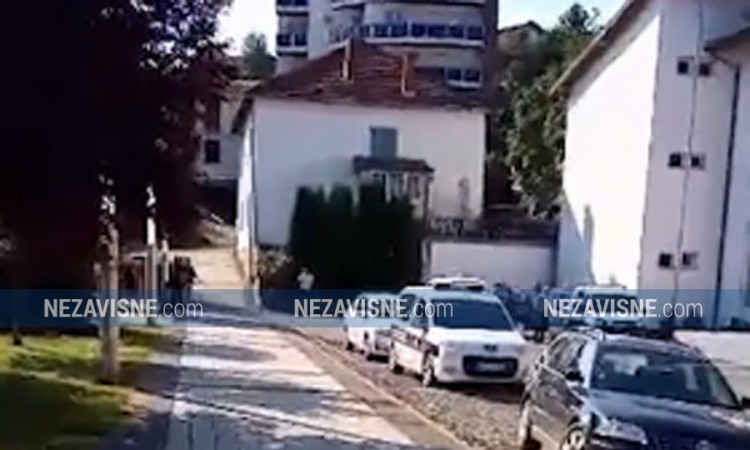 Mediji: Policija iz USK izmješta migrante prema RS