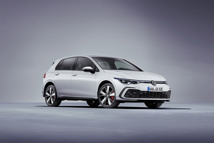 Golf GTE na "autobanu" demonstrirao koliko može da juri