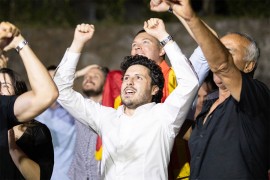 Skandirali Abazoviću dok je šetao: Hapsi ga, Dritane