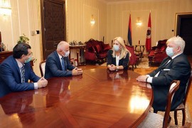 Kabinet Cvijanovićeve donirao novac za dnevni centar