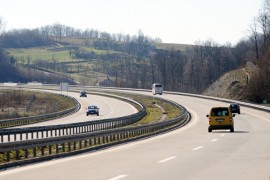 Kolovozi suvi, mogući sitniji odroni