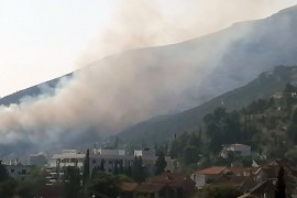 Požar u trebinjskom naselju prijeti da ugrozi kuće