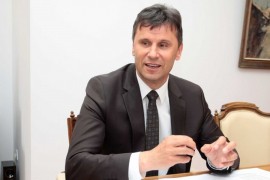 Novalić najavio još 100 miliona KM pomoći najpogođenijim sektorima