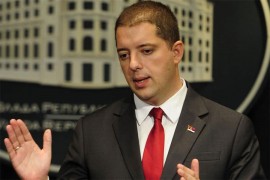 Ðurić: Aplaudiraću i Ðilasu, ako vrati ukradene pare
