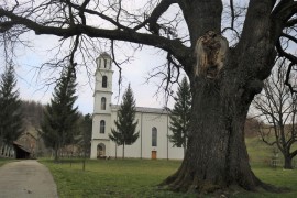Pravoslavnoj crkvi kod Tuzle umjetnici vraćaju stari živopis