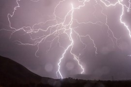 Nevrijeme stiglo u Hrvatsku, 2.500 munja za svega dva sata