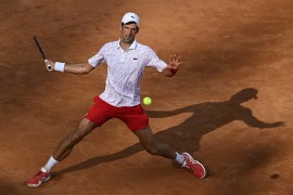 Nole se nakon iznenadnog prekida konferencije za medije okreće Imeru