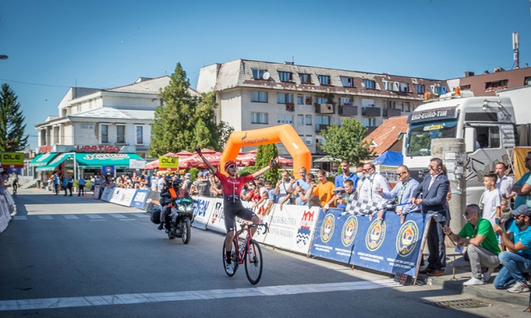 Kačmareku žuta majica, Kalaba najbolji sprinter