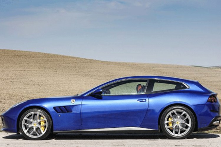 Kraj za praktični Ferrari sa četiri sjedišta