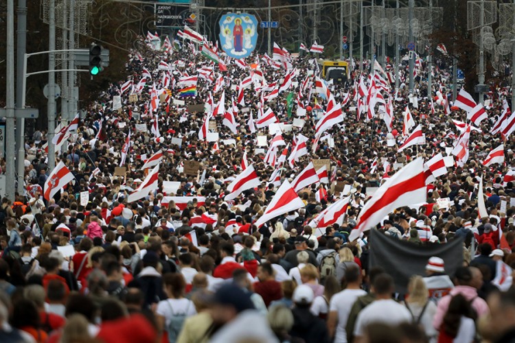 Tokom protesta u Bjelorusiji uhapšeno 633 osobe