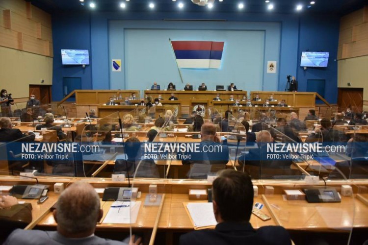 Poslanici podržali Dodika o vitalnom nacionalnom interesu