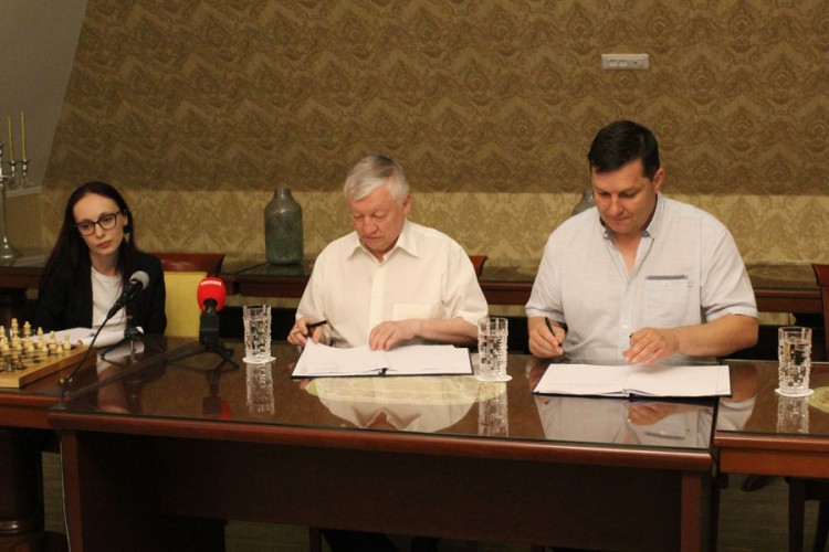 Karpov u posjeti Trebinju, u planu svjetski šahovski turnir