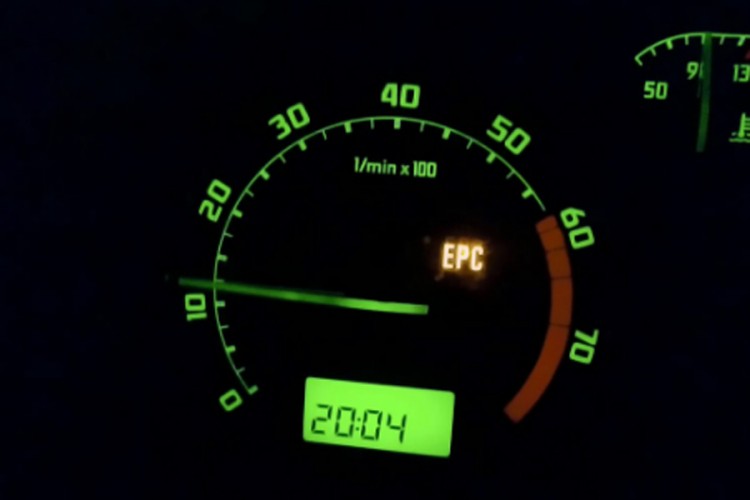 Šta označava lampica EPC na instrument tabli?