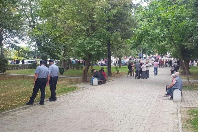 Protiv migrantskog kampa i građani i vlast u Velikoj Kladuši